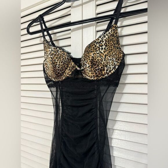 Victoria’s Secret Black and leopard print lace mesh tank top lingerie - Picture 2 of 7